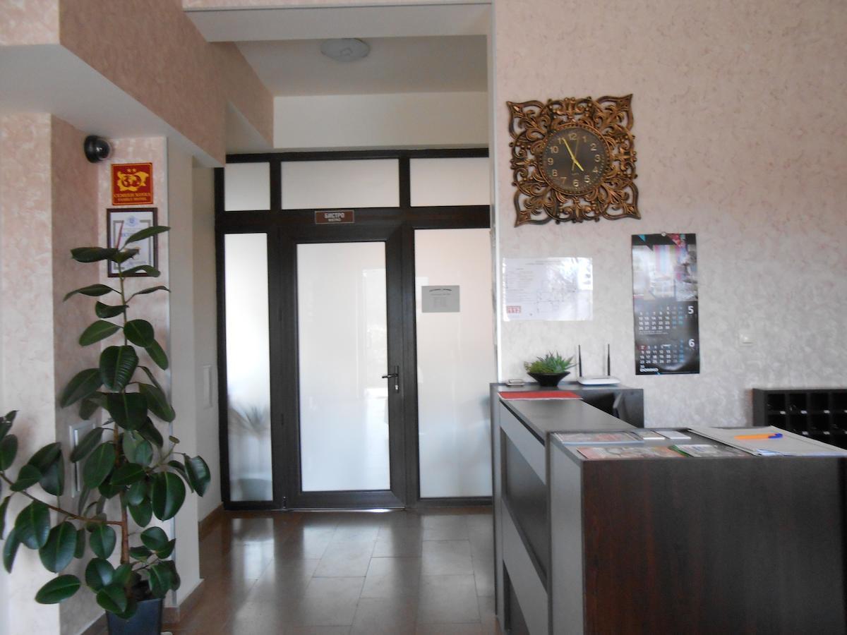 Hotel Enchevi Kirkovo  Exteriör bild