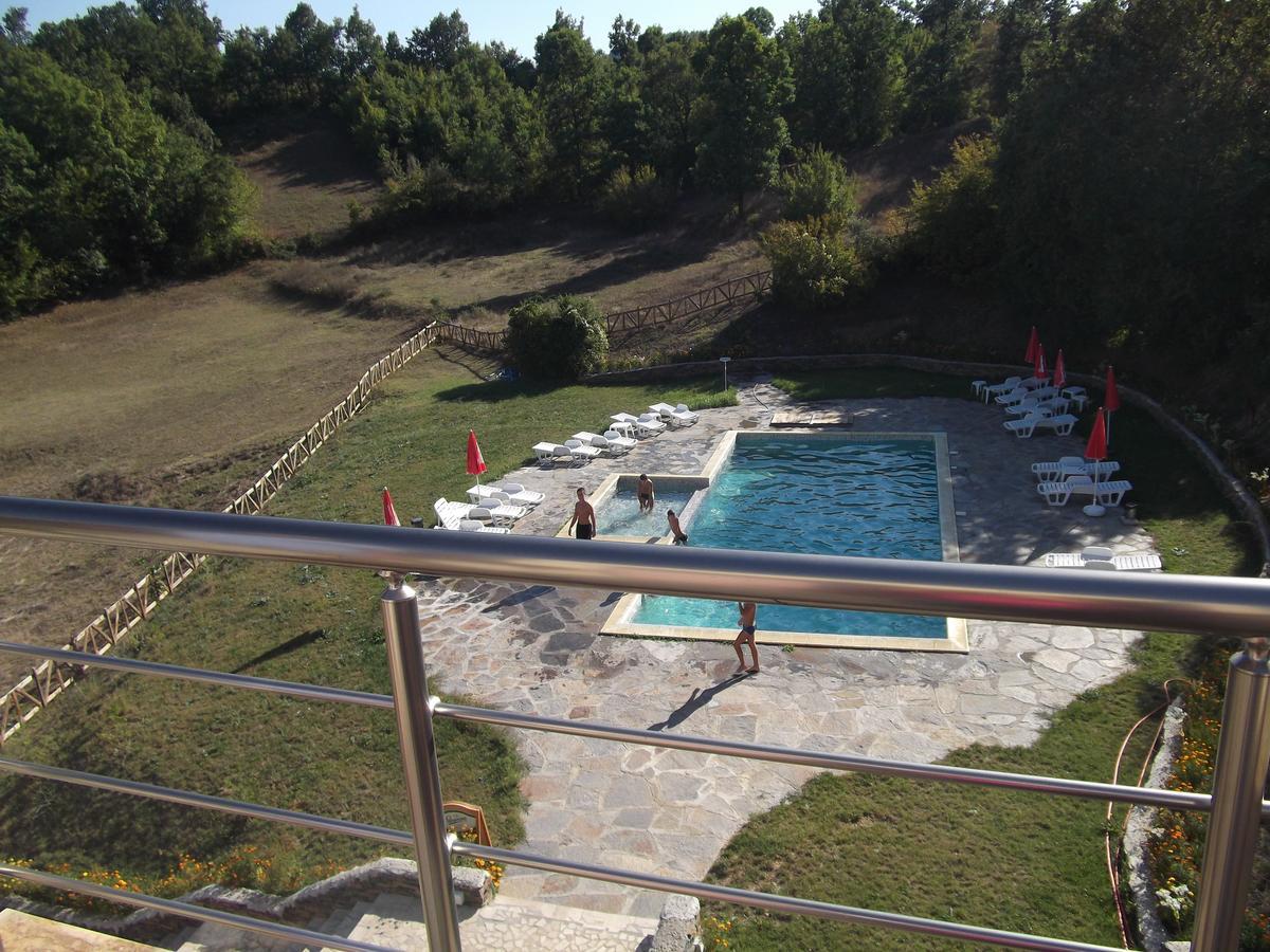 Hotel Enchevi Kirkovo  Exteriör bild