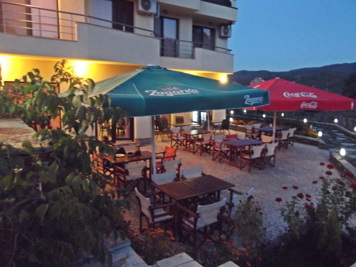 Hotel Enchevi Kirkovo  Exteriör bild