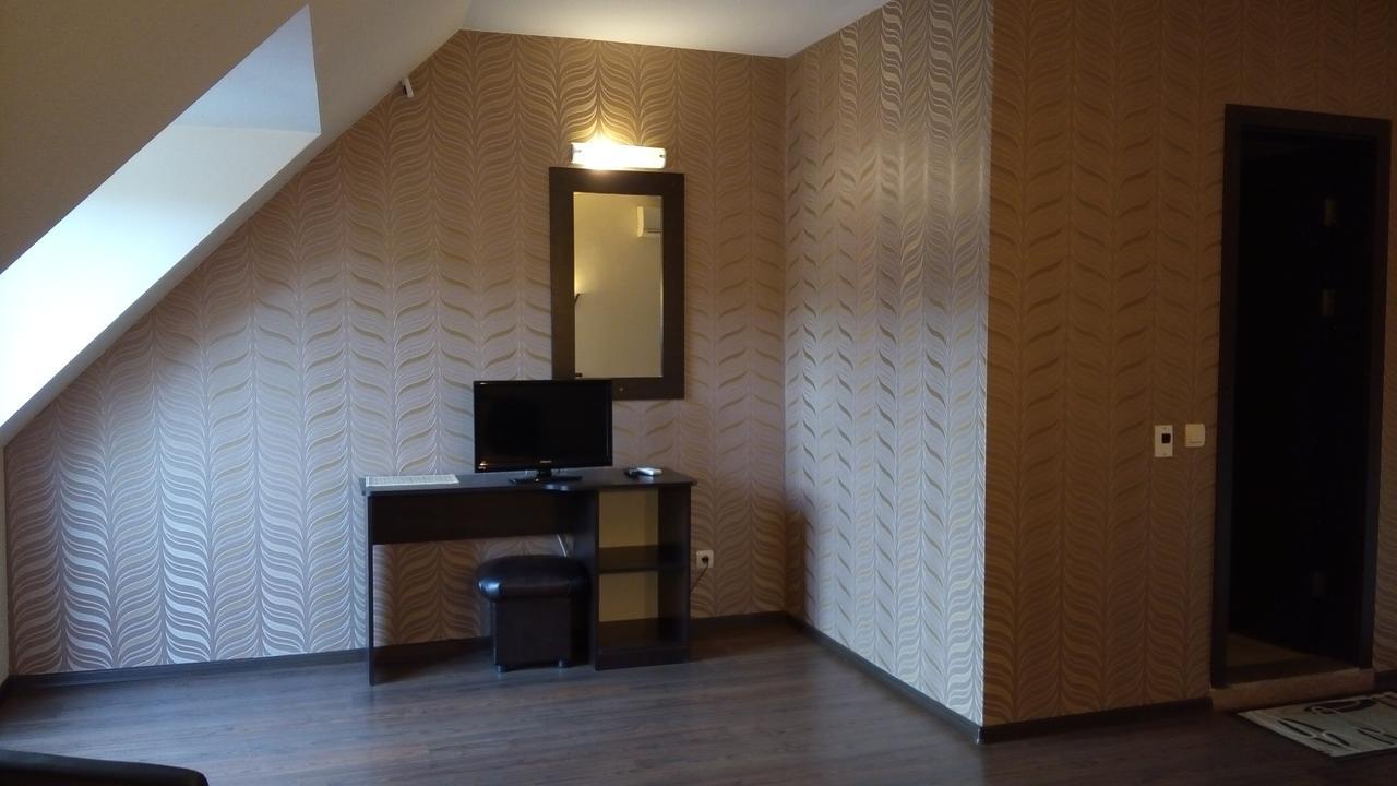 Hotel Enchevi Kirkovo  Exteriör bild